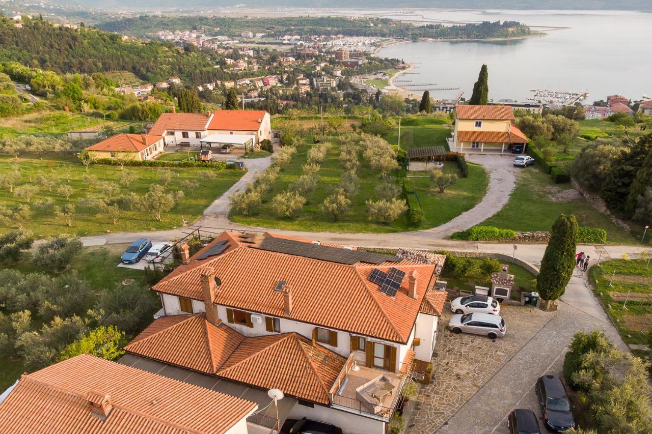 Apartments And Rooms Jeselnik Portorose Esterno foto