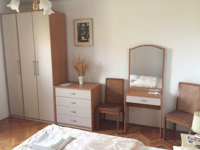 Apartments And Rooms Jeselnik Portorose Esterno foto